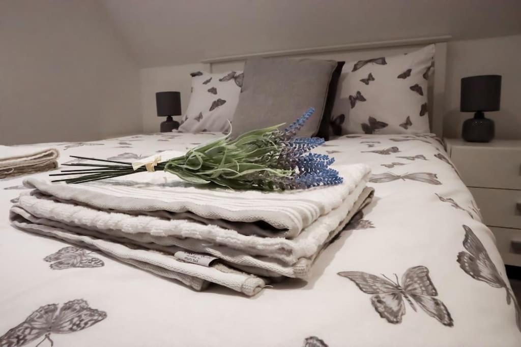Aviary Lodge Hurn Eksteriør bilde
